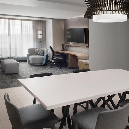 Courtyard By Marriott Edina Bloomington Hotel Екстериор снимка