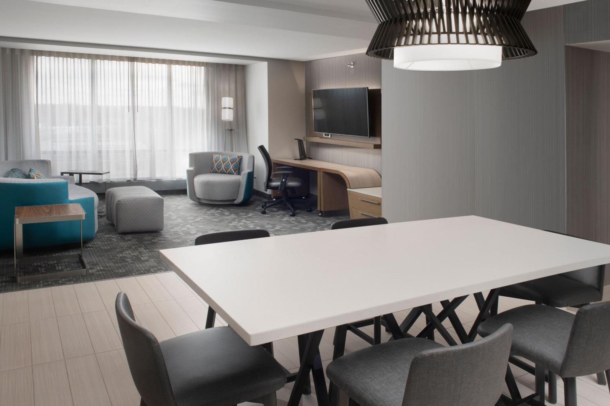 Courtyard By Marriott Edina Bloomington Hotel Екстериор снимка