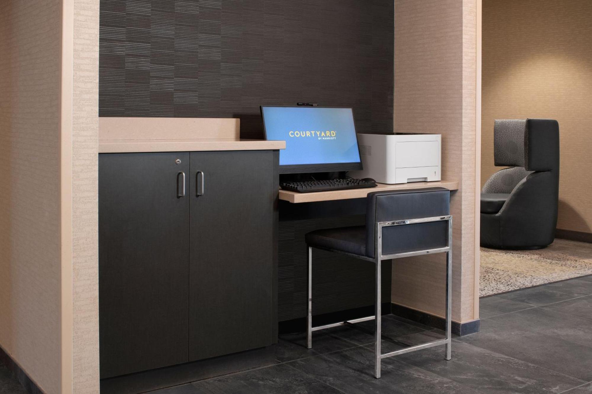 Courtyard By Marriott Edina Bloomington Hotel Екстериор снимка