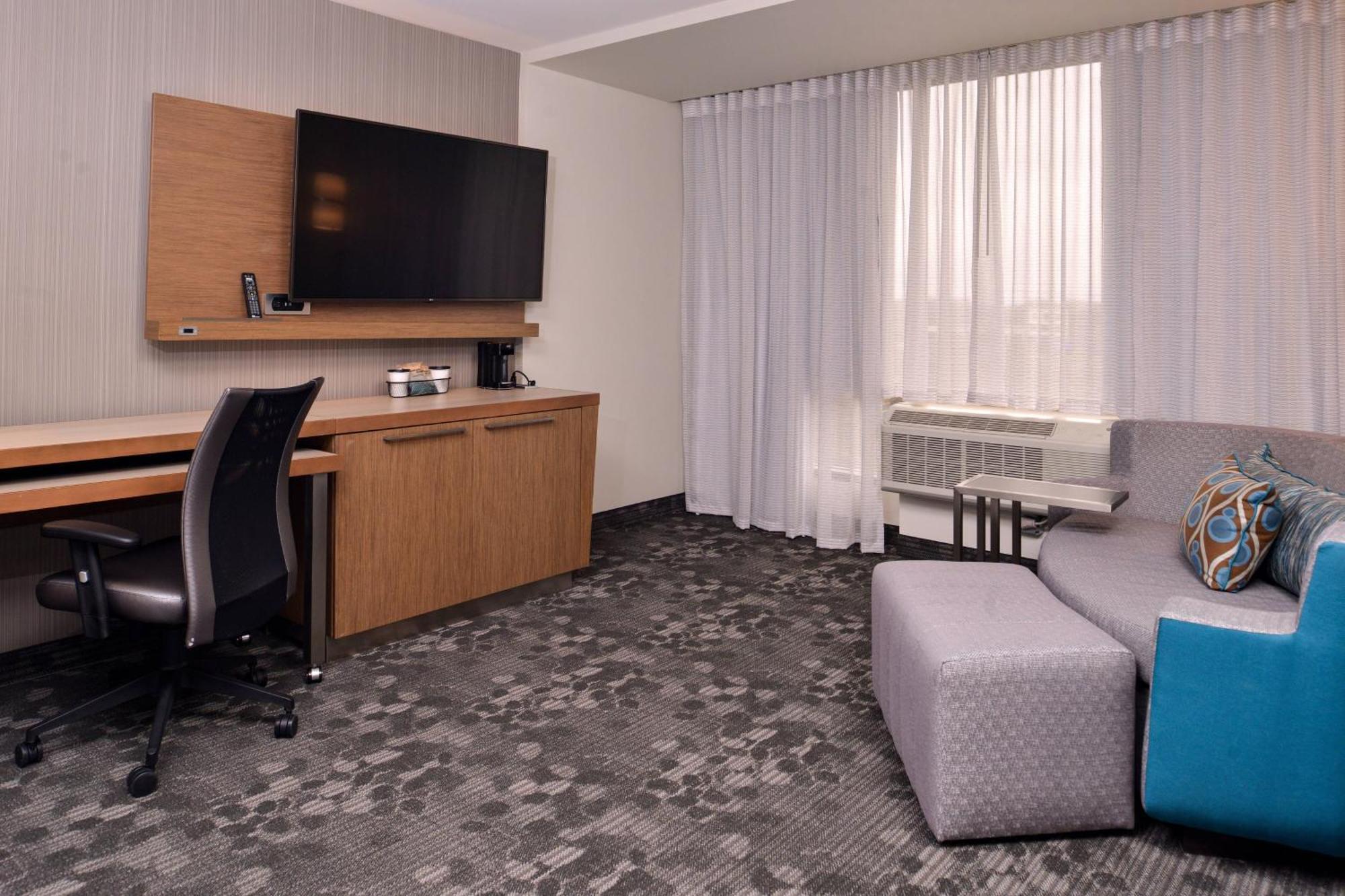 Courtyard By Marriott Edina Bloomington Hotel Екстериор снимка