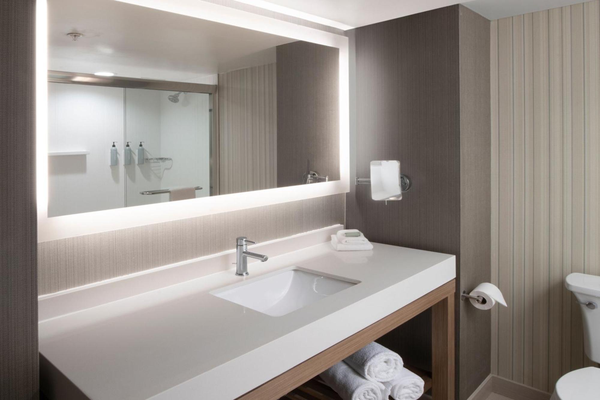 Courtyard By Marriott Edina Bloomington Hotel Екстериор снимка